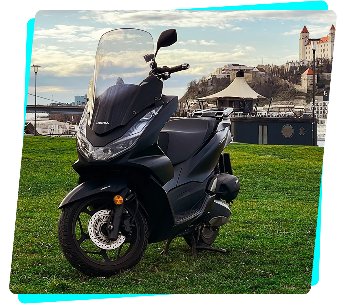 Skúter Honda PCX 125